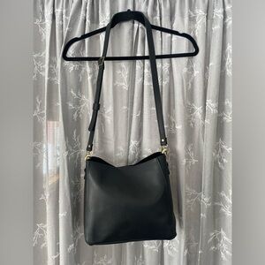 Portland Leather Black Leather Shoulder Bag Elegant Large Size